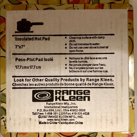 PAIR OF 7” x 7” INSULATED HOT PADS by RANGE KLEEN VINTAGE FRUIT PATTERN - Picture 6 of 7